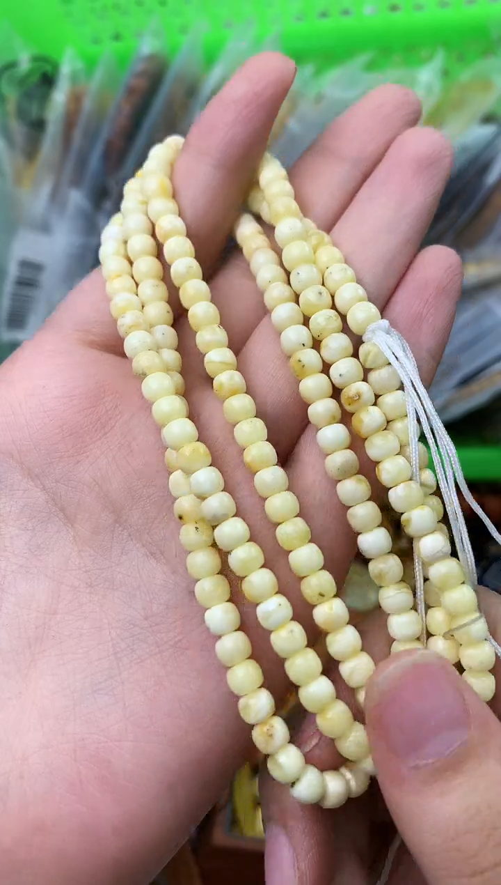 【闪购商品】未镶嵌琥珀珠宝奇石254