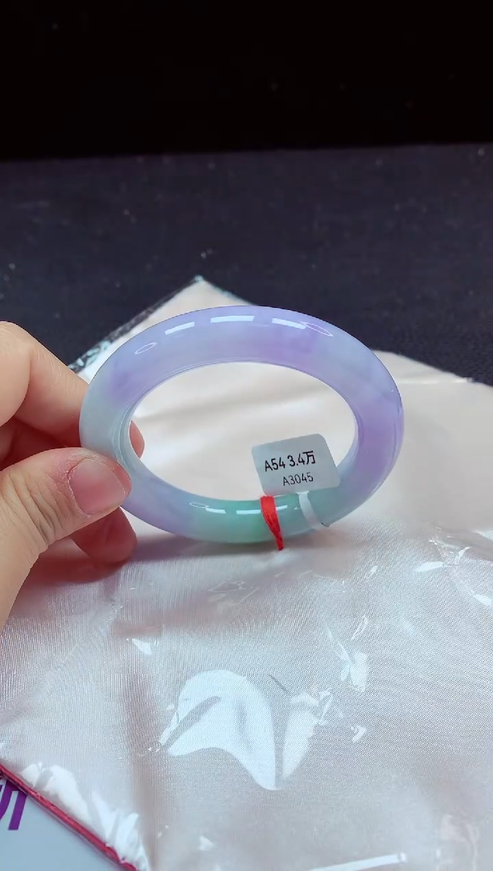 【闪购商品】翡翠手镯未镶嵌镯子54+