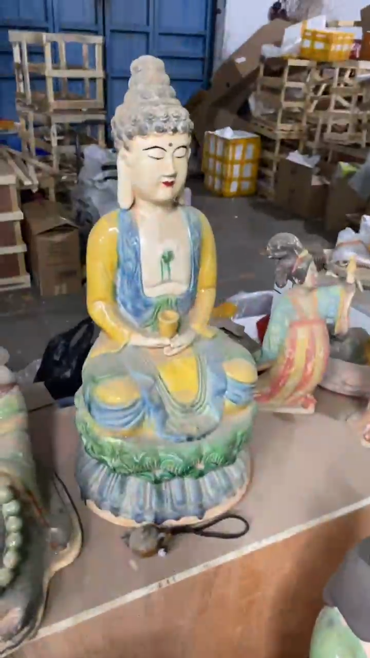 陶瓷臻****店唐三彩手工陶瓷品