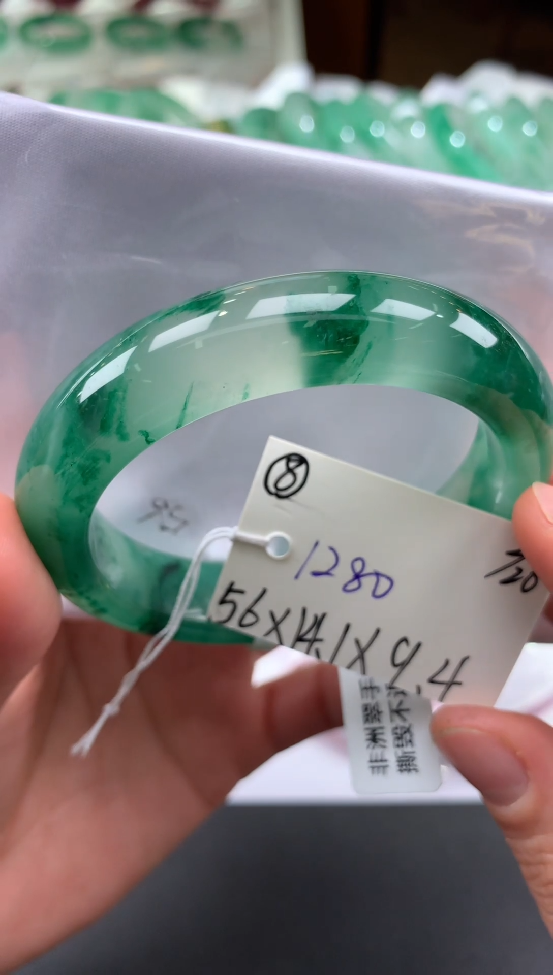 【闪购商品】石英质玉手镯未镶嵌拍下联系小耳机看购买须知！！！