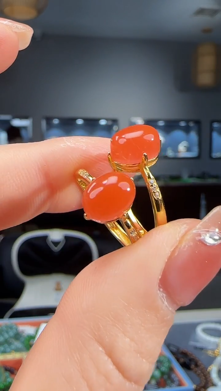 银S925镶嵌南红玛瑙戒指发一个