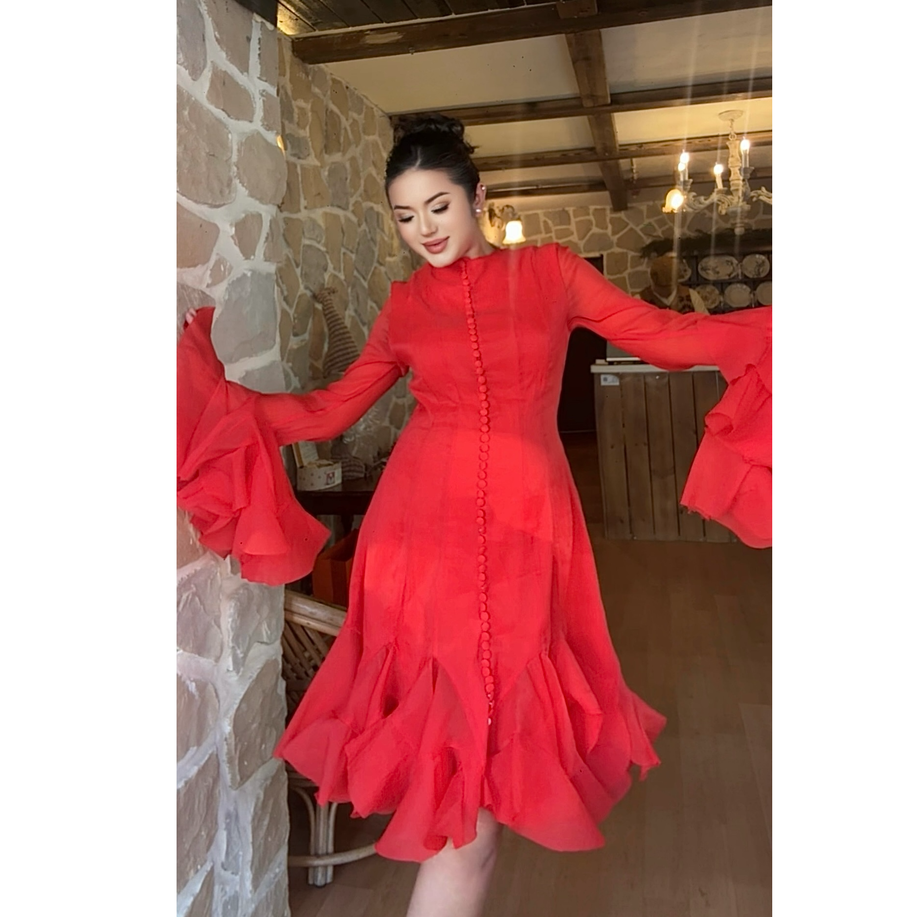 8793【古丽米热】(95公分）重工时尚减龄短款女装连衣裙