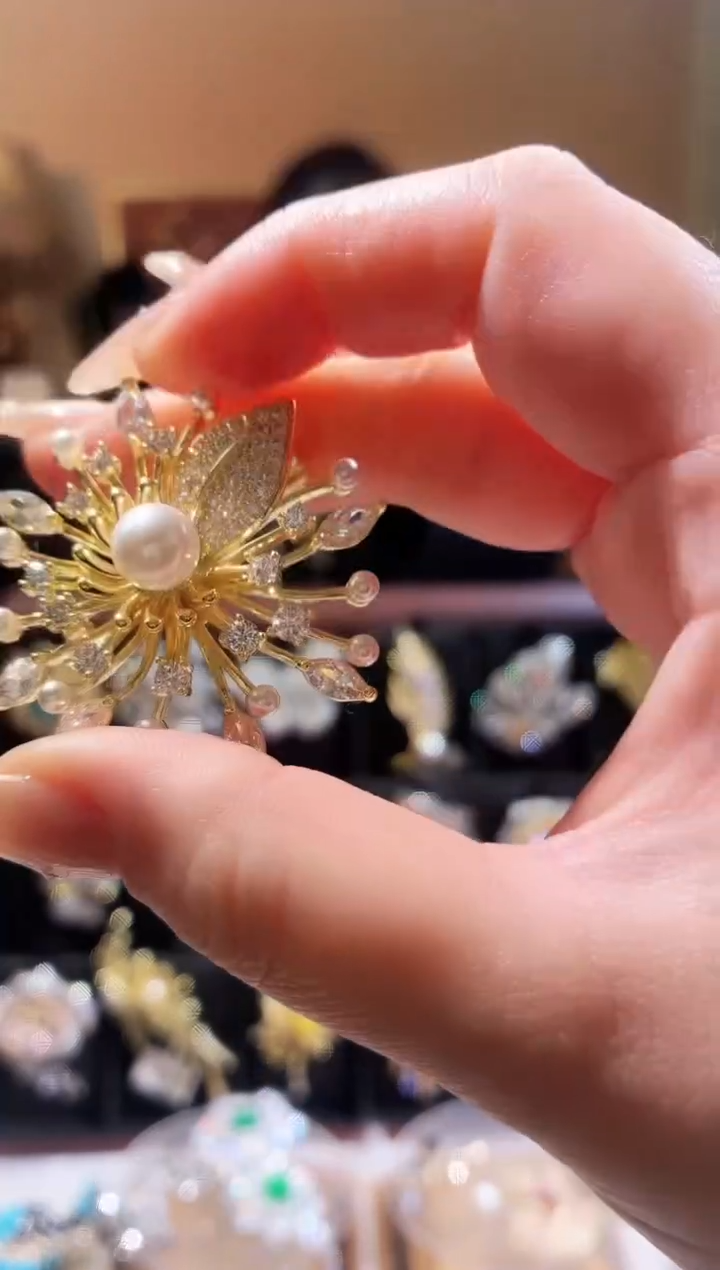 合成立方氧化锆铜合金珠珠兰花