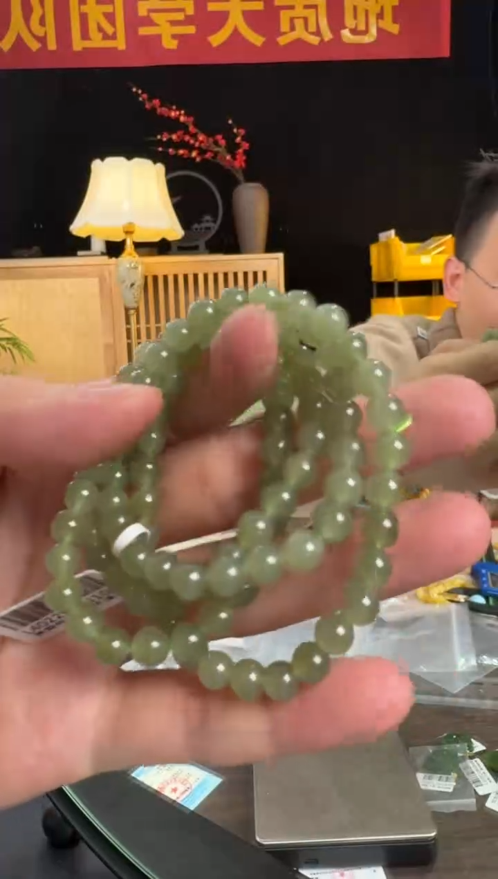 【闪购商品】和田玉手串未镶嵌和田玉晴水圆珠约6mm弹力线