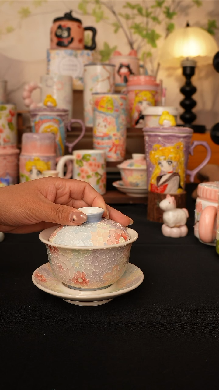 陶景德镇手绘的杯子  