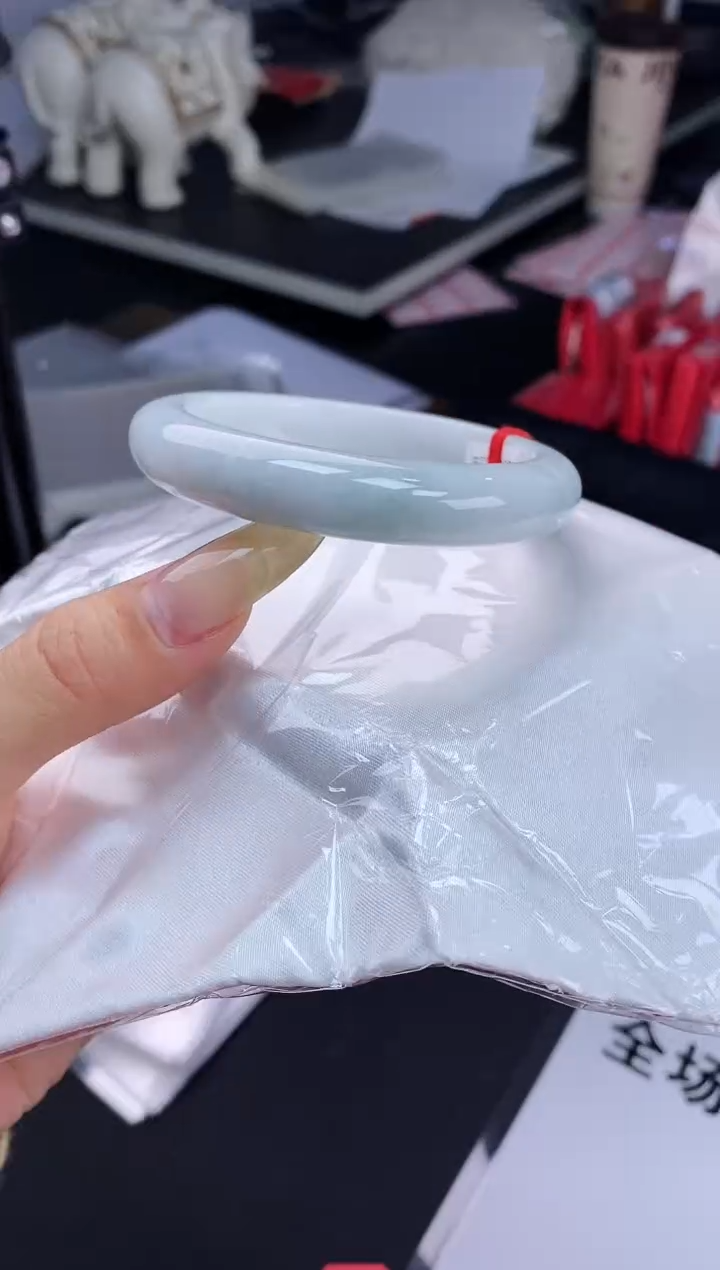 【闪购商品】美人镯一物一拍