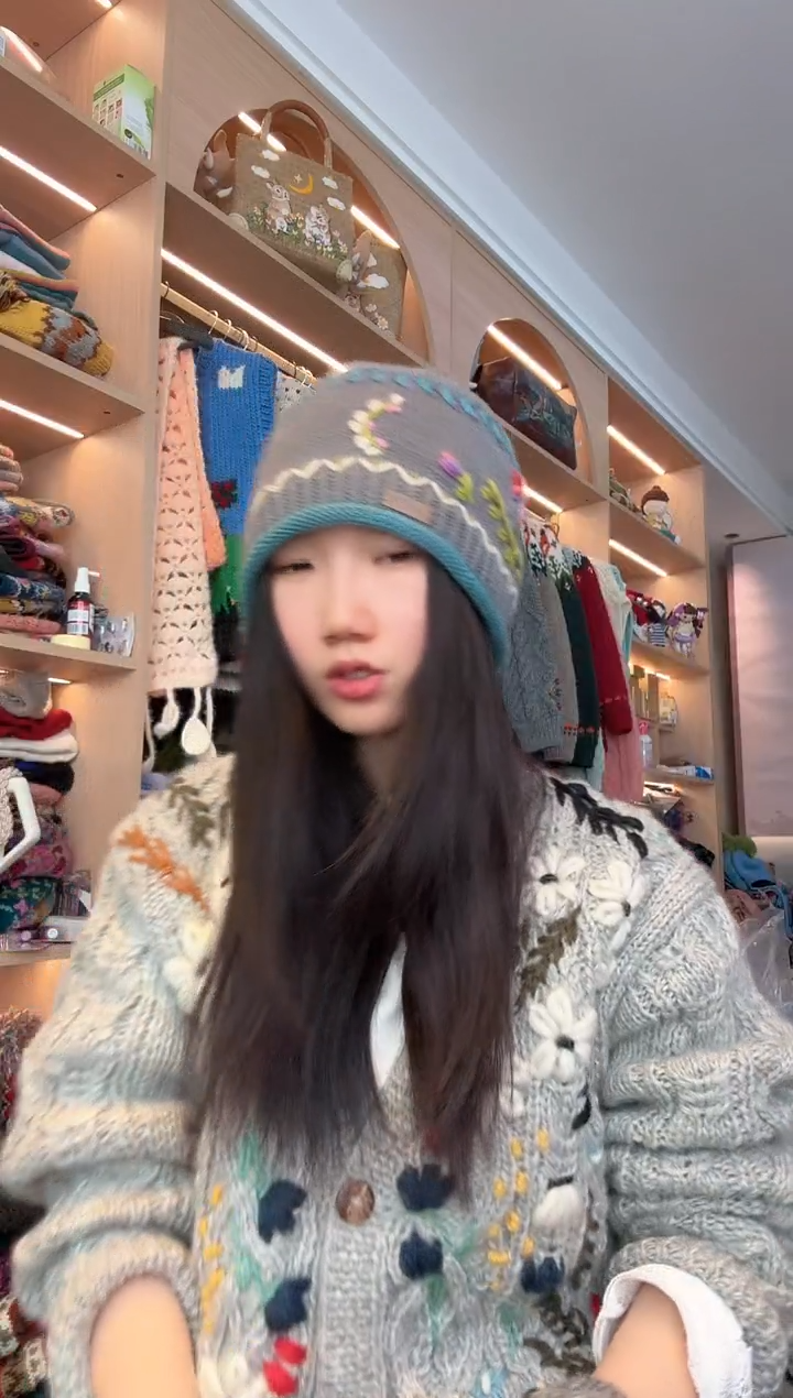 羊毛灰蓝卷边帽  