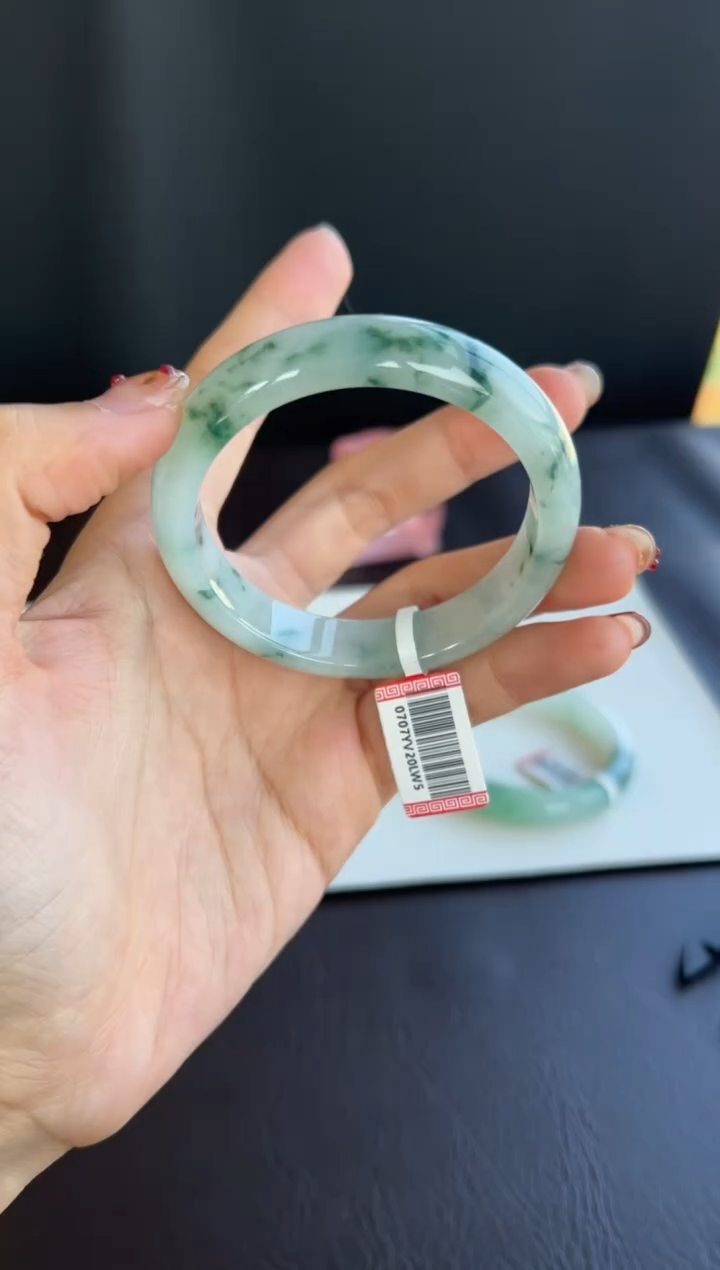 未镶嵌手镯翡翠17号52.5*12.5*7.4