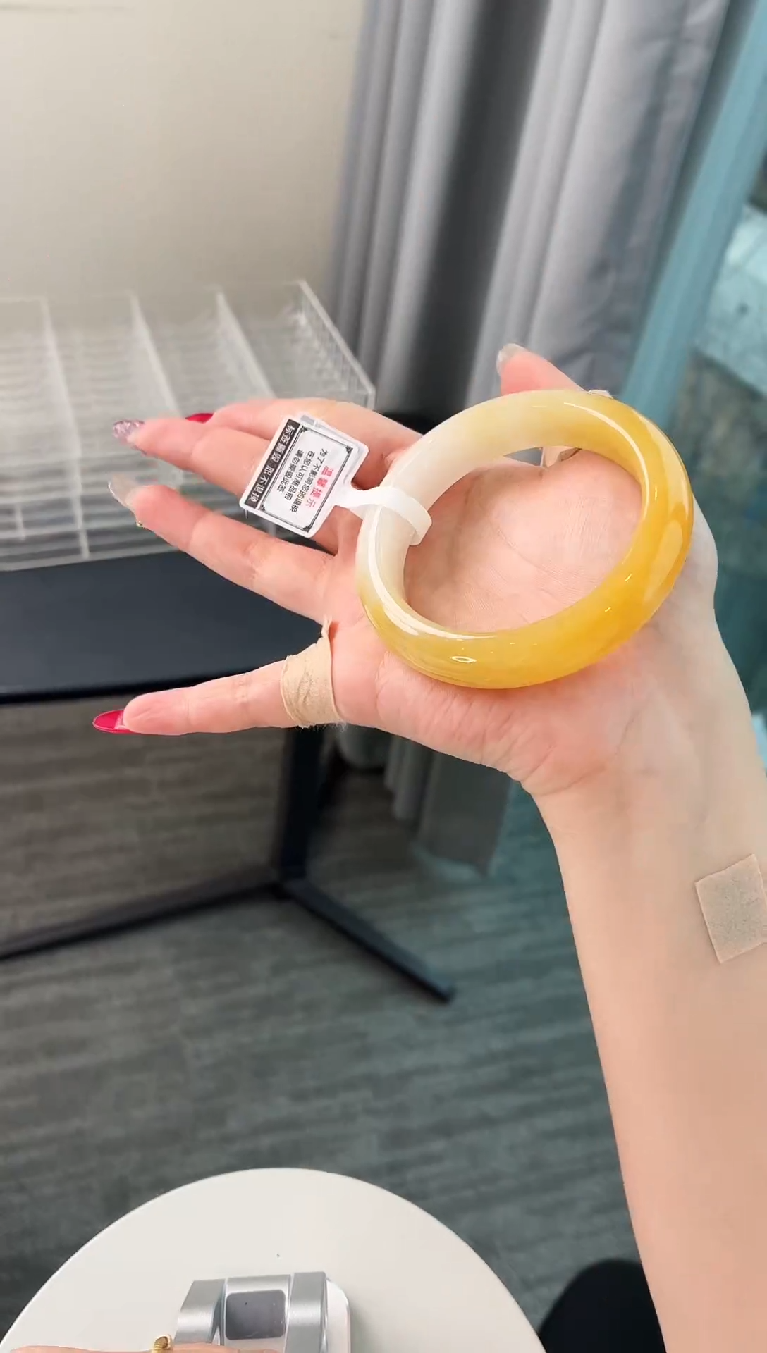 未镶嵌手镯石英质玉94.53