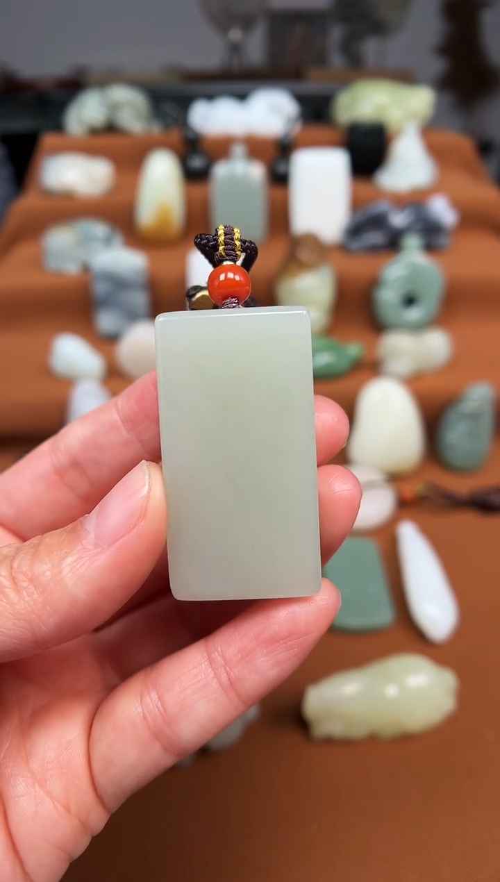 颈饰未镶嵌和田玉平安牌