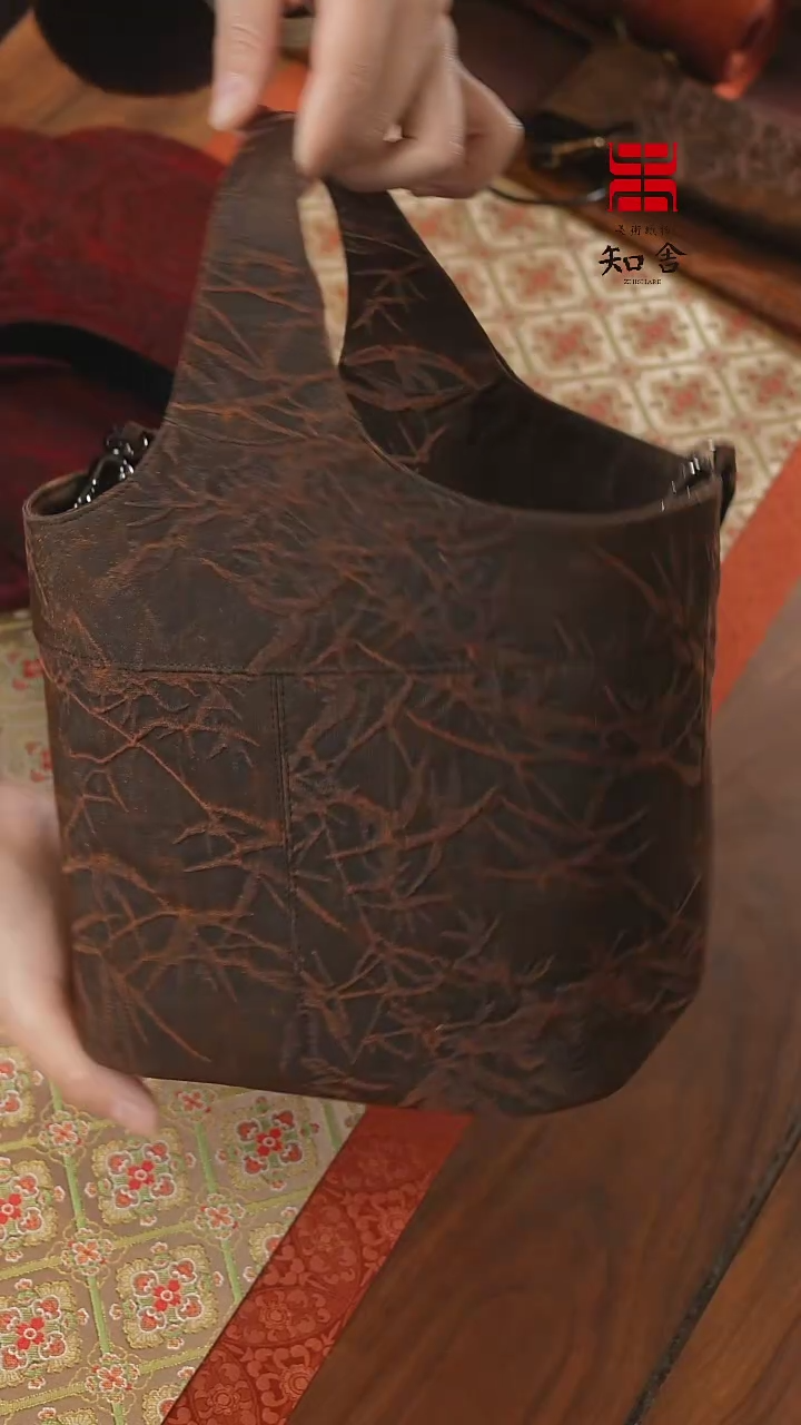 【闪购商品】提篮茶事包···········