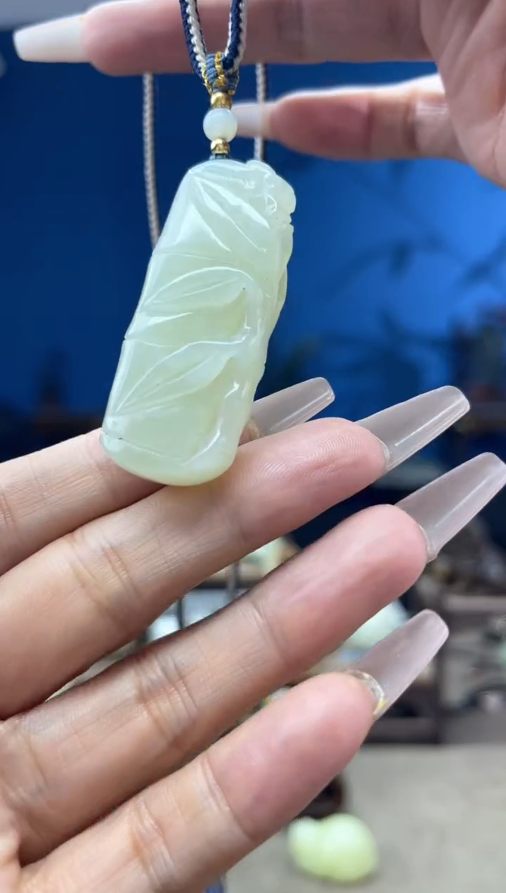 和田玉未镶嵌颈饰1