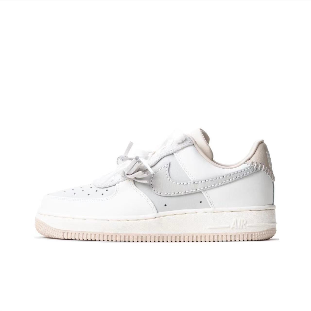 NIKE/耐克女子AF1运动鞋空军一号低帮时尚经典复古百搭HV1813001