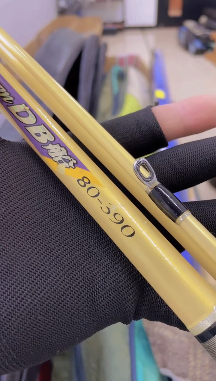 简**持孤品微瑕疵，以直播间讲解为准，+10元，发顺丰，慎拍