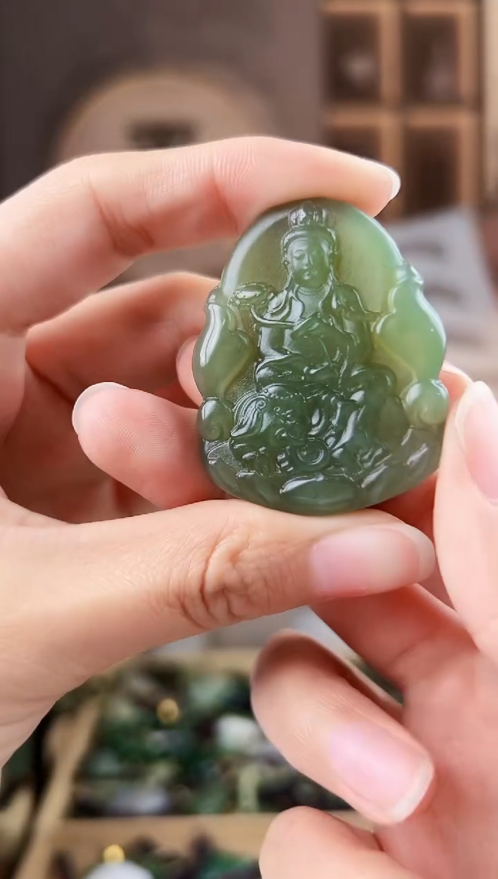 颈饰未镶嵌和田玉拍一发一，多样性发货