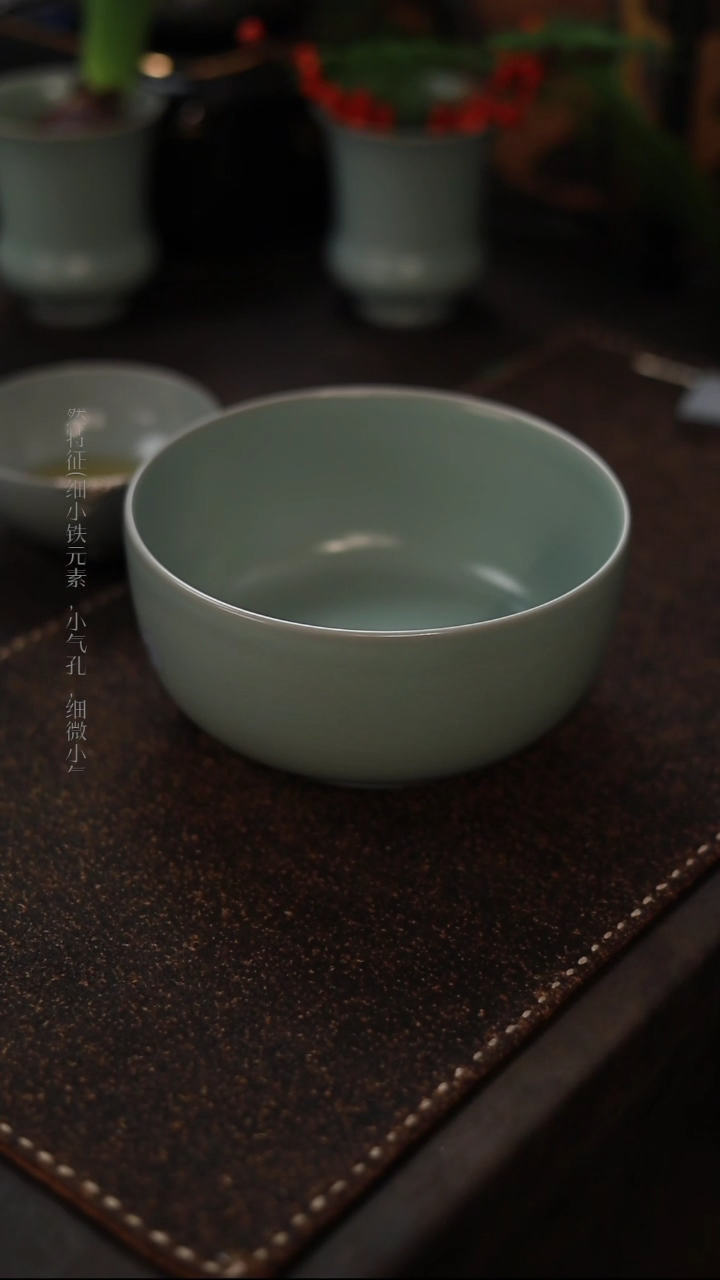 【闪购商品】杯1712微瑕粉青仿古大罗汉碗