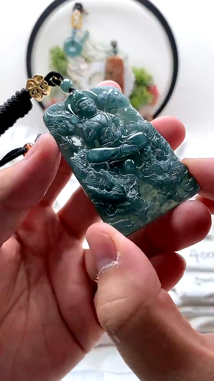 颈饰未镶嵌翡翠大势至