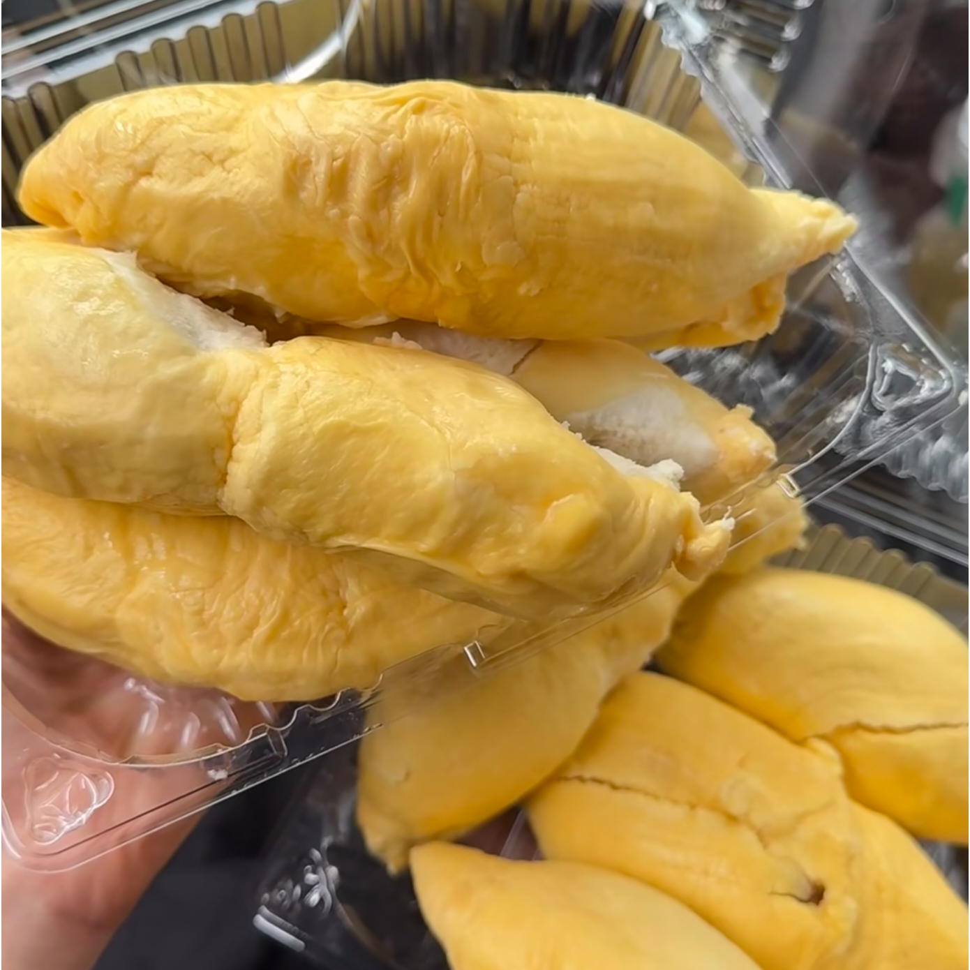 【瑕疵福利果肉】现开鲜榴莲核大【瑕疵肉不做售后】1.5斤起，介意慎拍榴莲同城送干尧越南