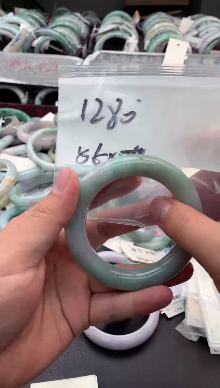 【闪购商品】定制翡翠未镶嵌毛货需精细抛光+多人