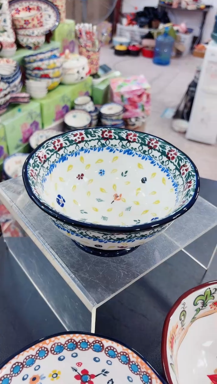 瓷缤纷多彩-6英寸高脚圆碗
