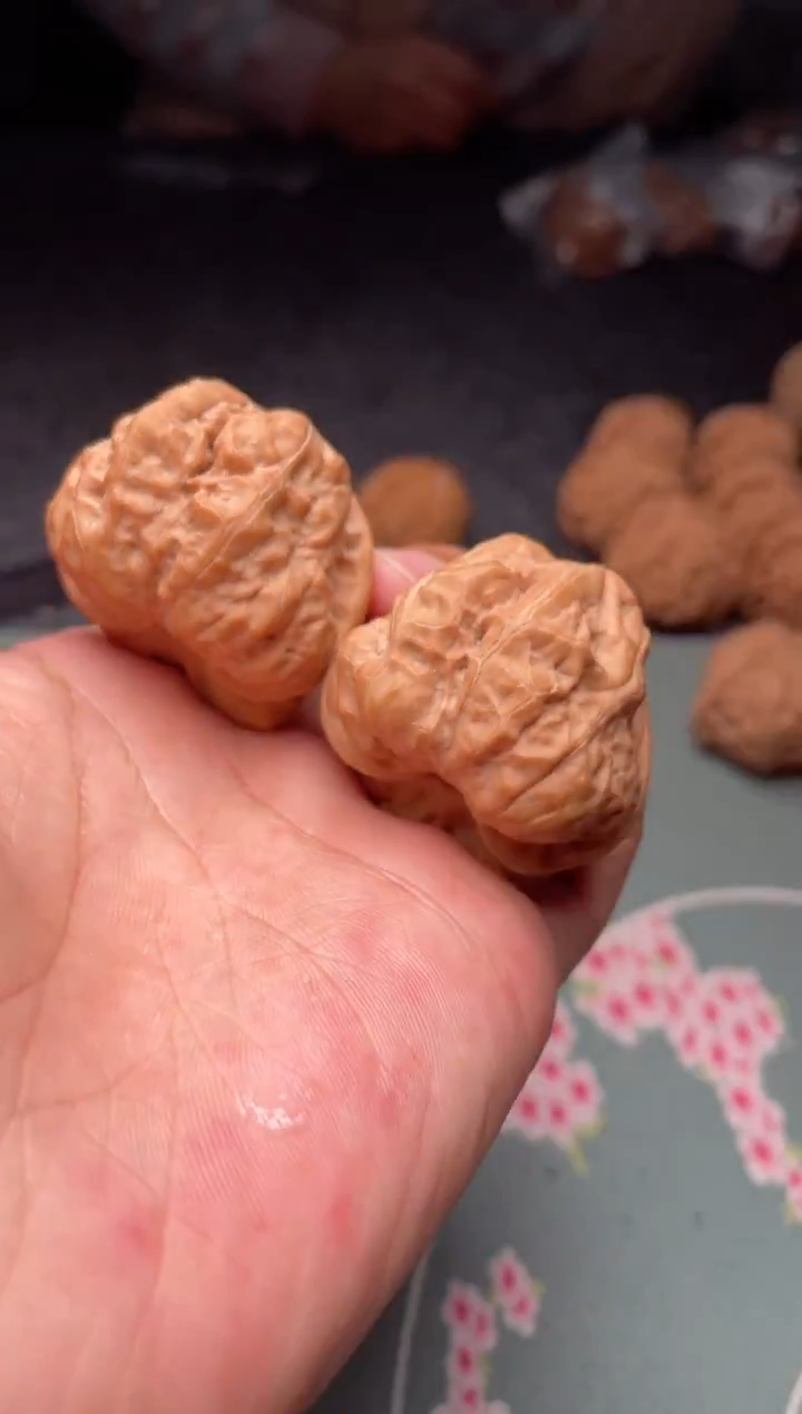 把件文玩核桃a255 蛤蟆头40尺