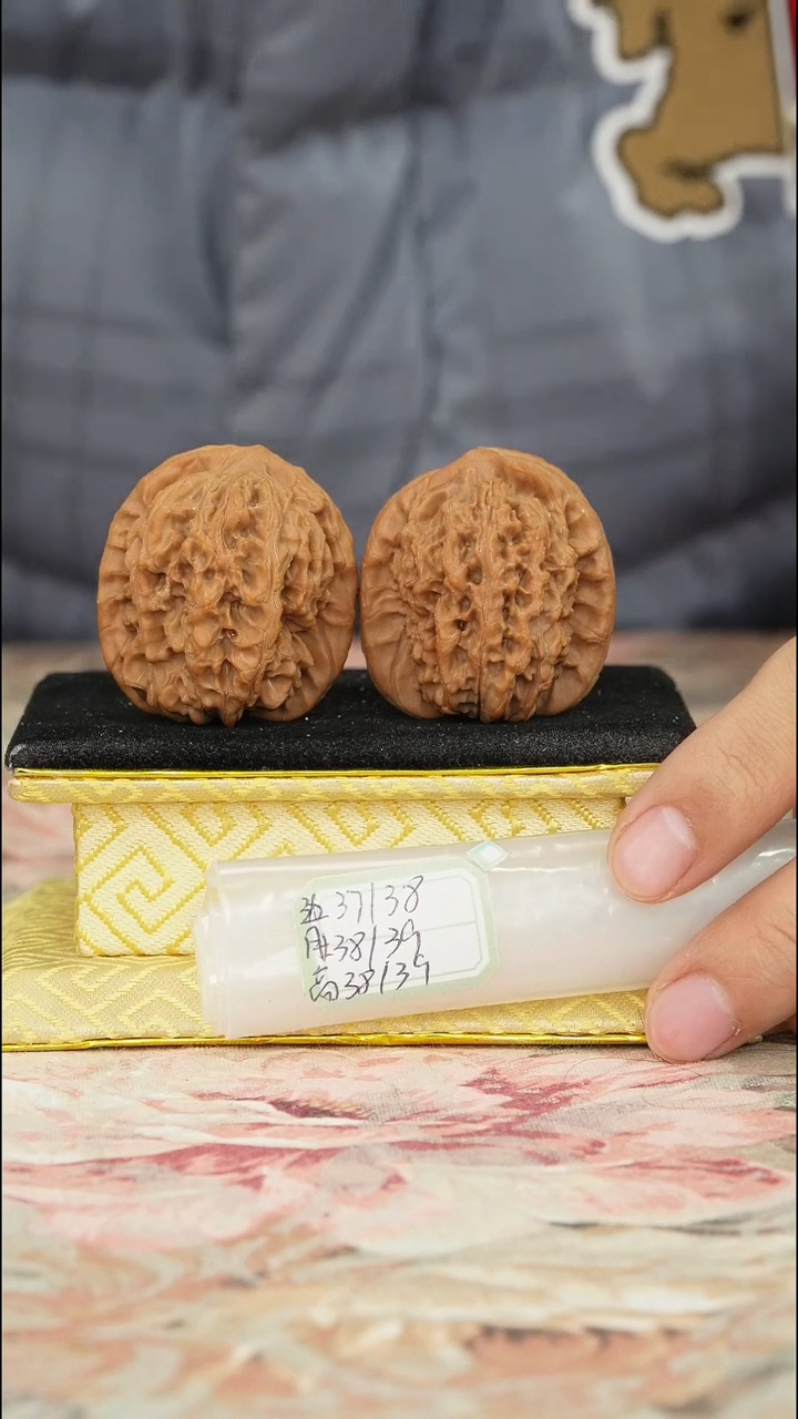 【闪购商品】文玩核桃把件非嫁接马老四