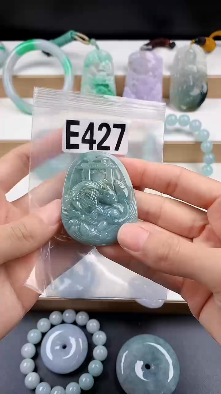 颈饰未镶嵌翡翠天然翡翠吊坠挂件
