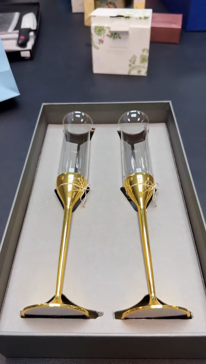 【闪购商品】瓷片全新正品一件不留@@D11-4