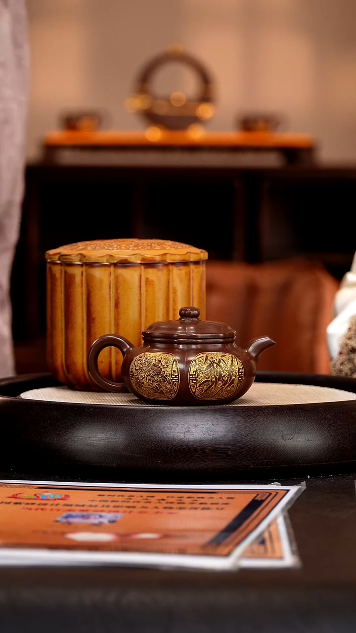 茶壶紫砂XY79 葵仿古    文革泥   180cc