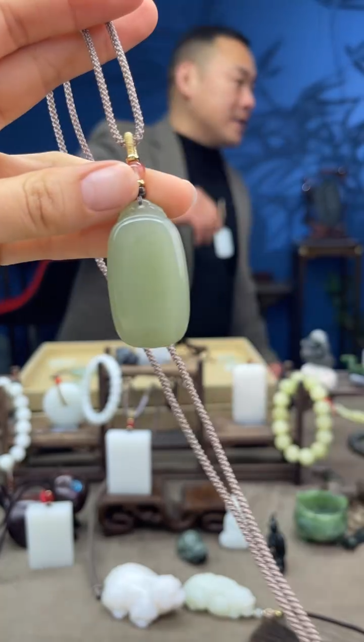 【闪购商品】和田玉颈饰未镶嵌1