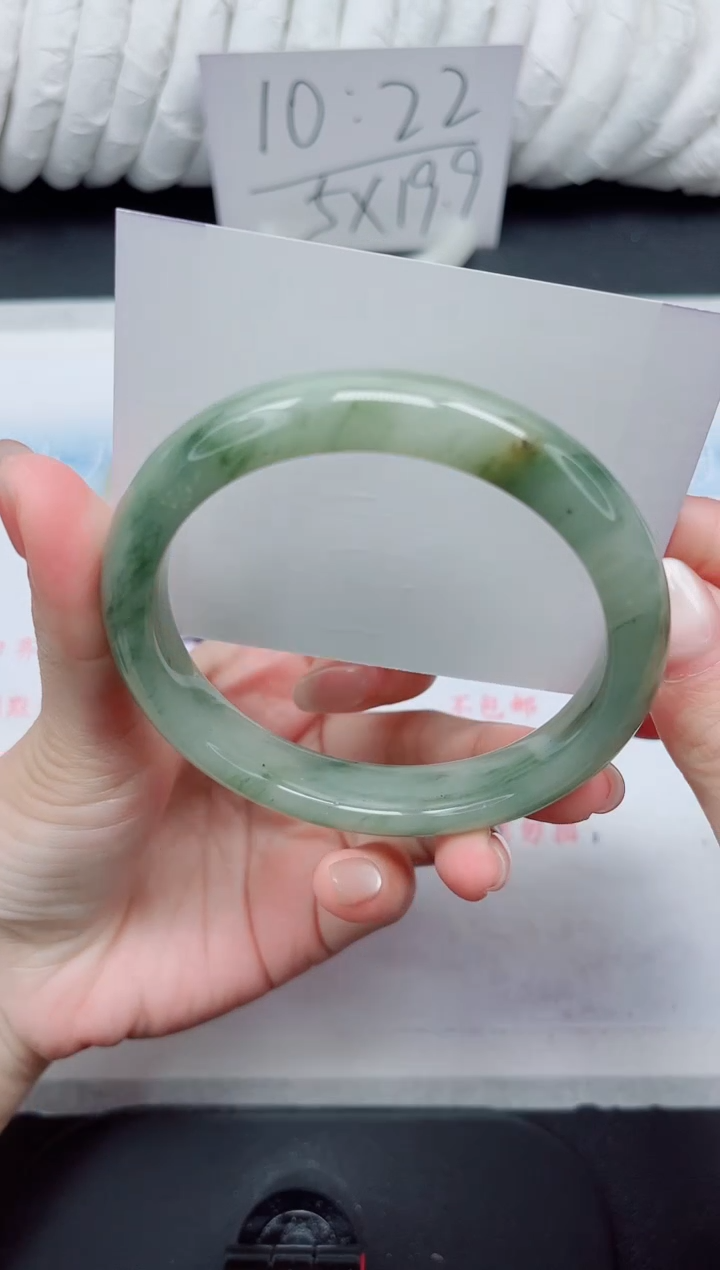 【闪购商品】石英质玉手镯未镶嵌18-62.4有洒金介意勿拍