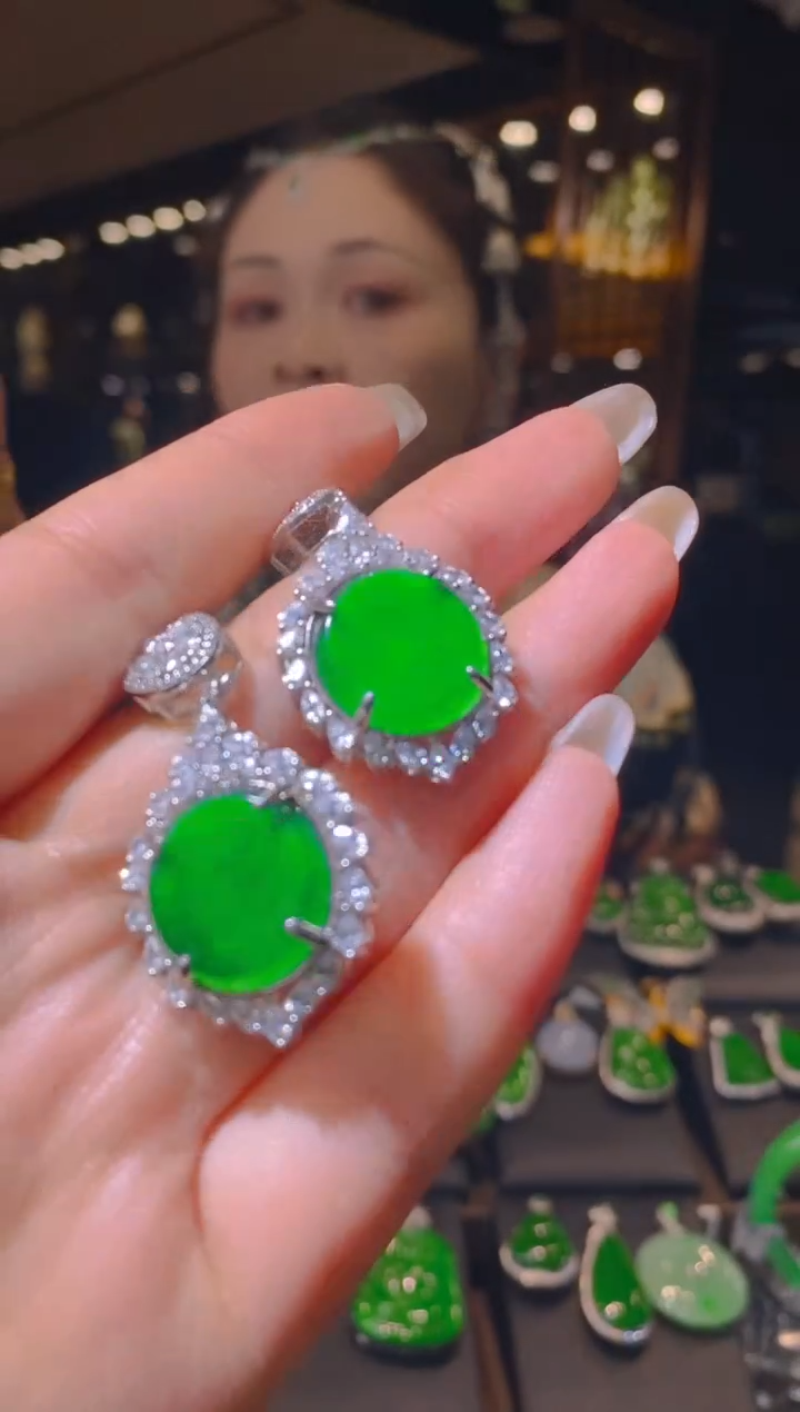 【闪购商品】翡翠耳饰银S925镶嵌151（多样性发货）