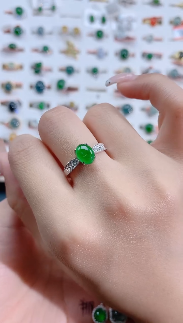 翡翠戒指银S925镶嵌天然翡翠