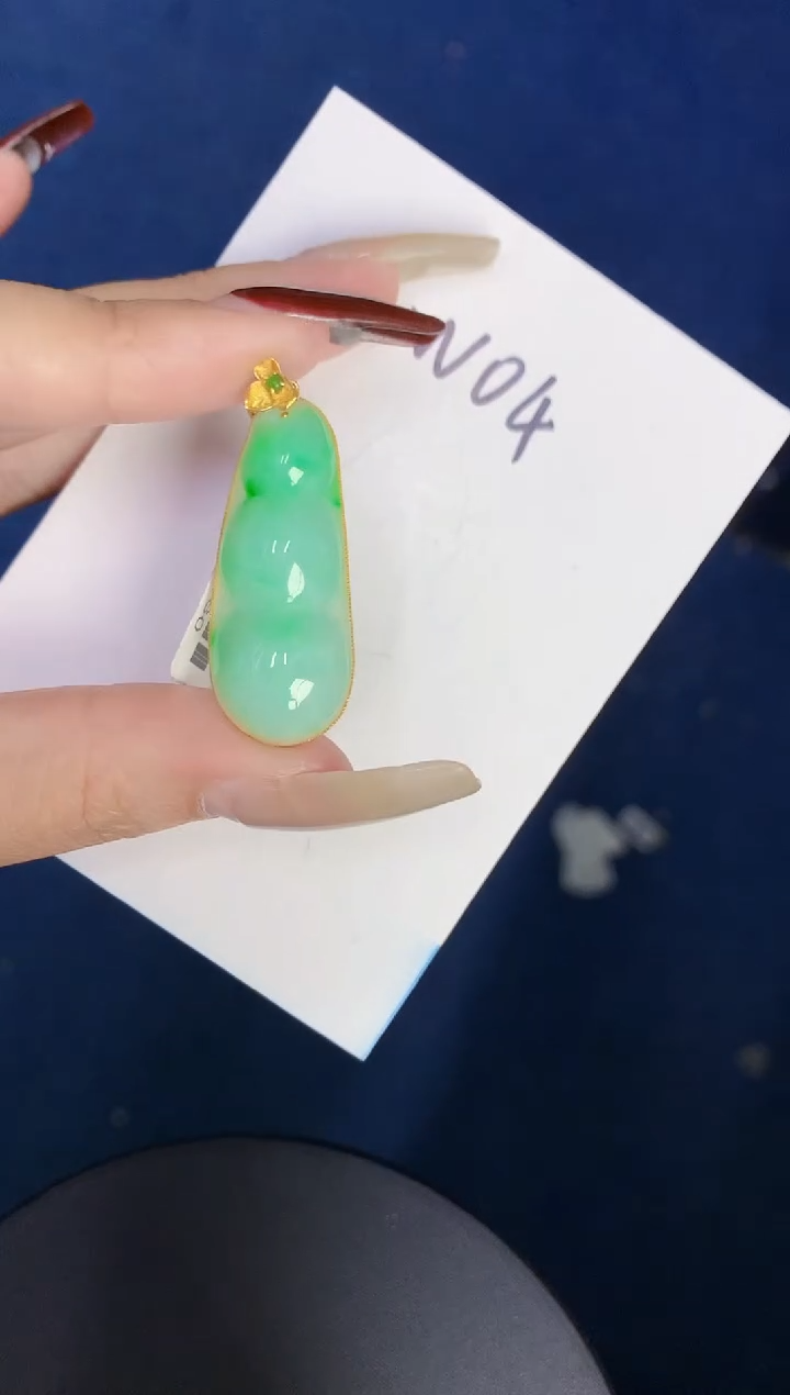 【闪购商品】翡翠颈饰18K金镶嵌0000000000