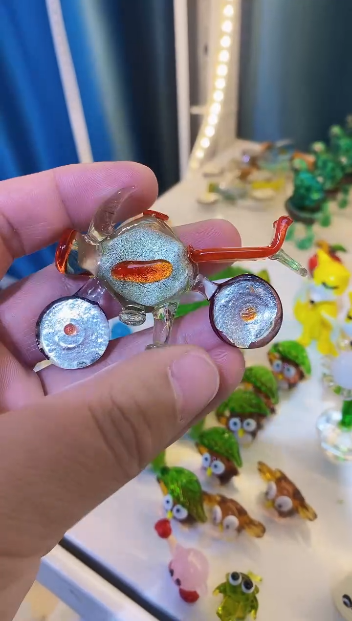 【闪购商品】琉璃手工艺品红色摩托车