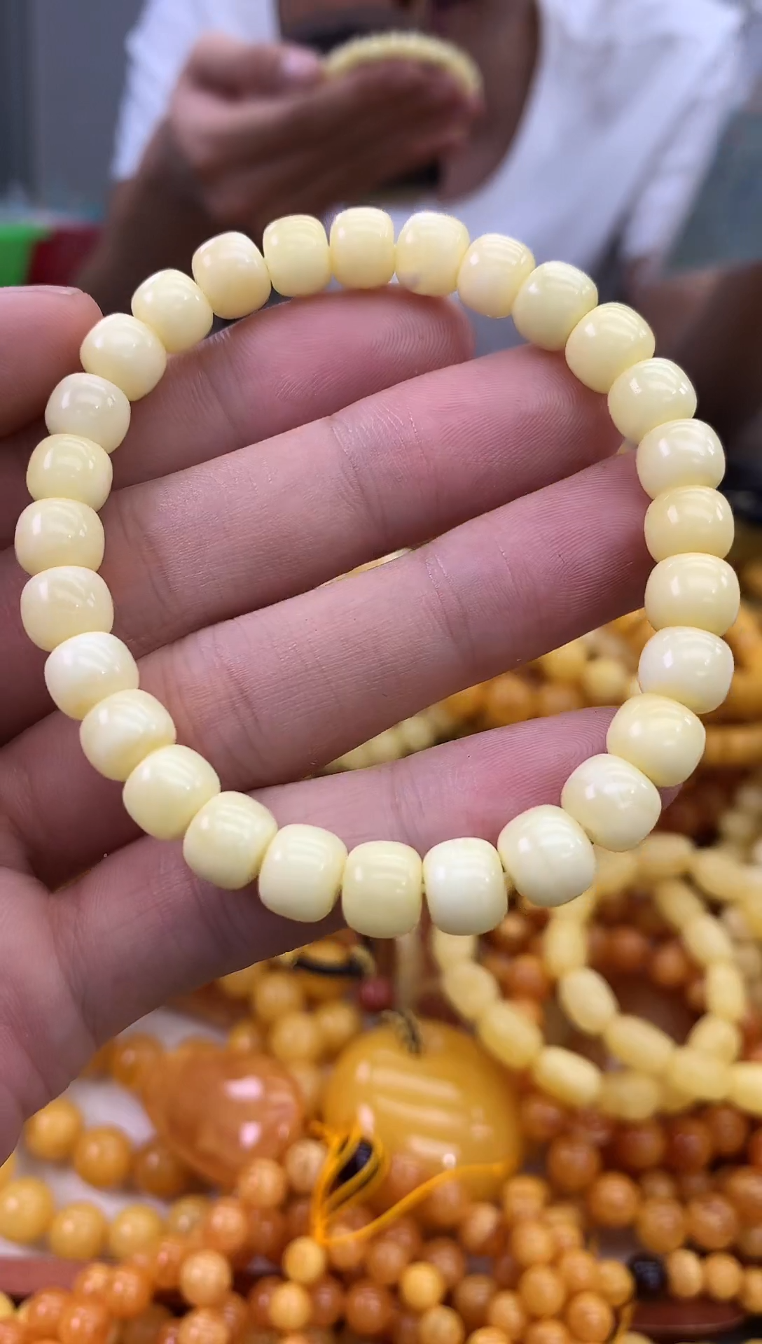 裸石蜜蜡未镶嵌手串