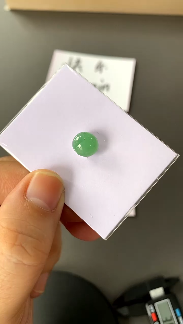 【闪购商品】定制翡翠未镶嵌蛋面