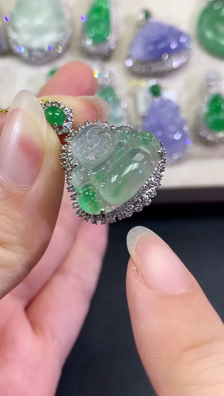 【闪购商品】翡翠颈饰18K金镶嵌B137   