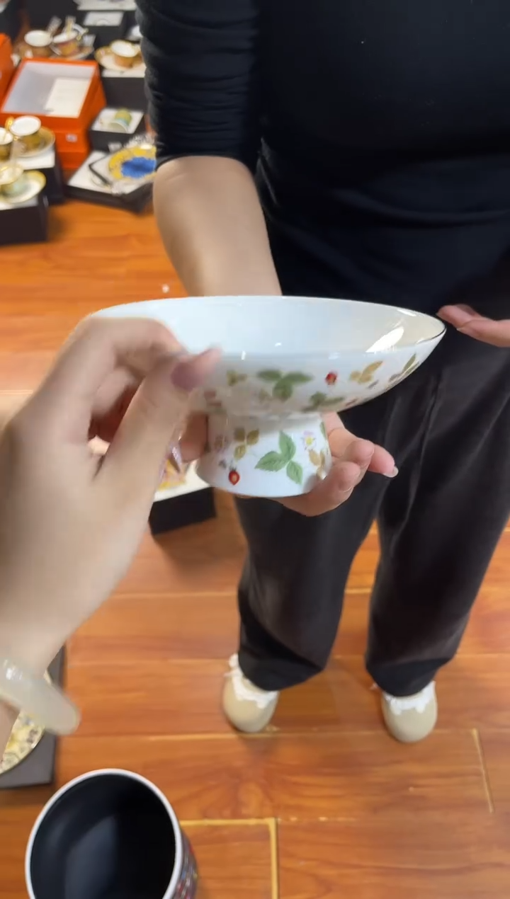 杯鸿辉家品牌瓷器，京东包邮！