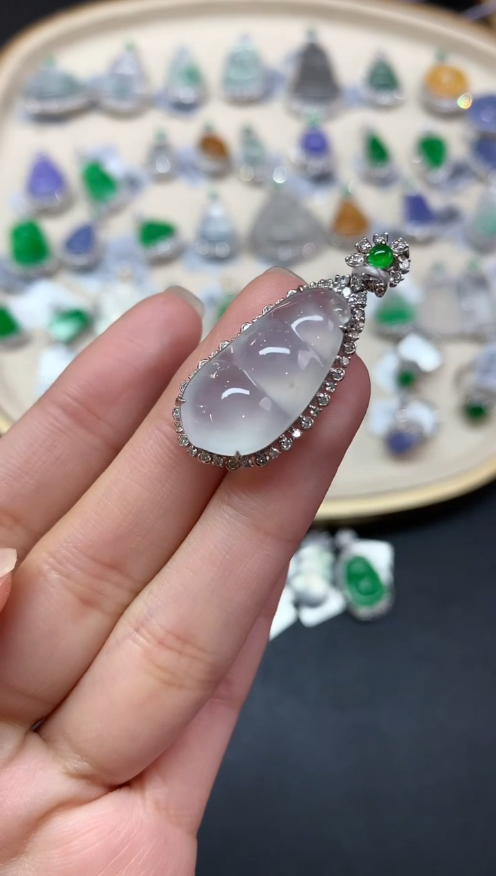 【闪购商品】翡翠吊坠(不含链)18K金镶嵌吊坠A50|9800