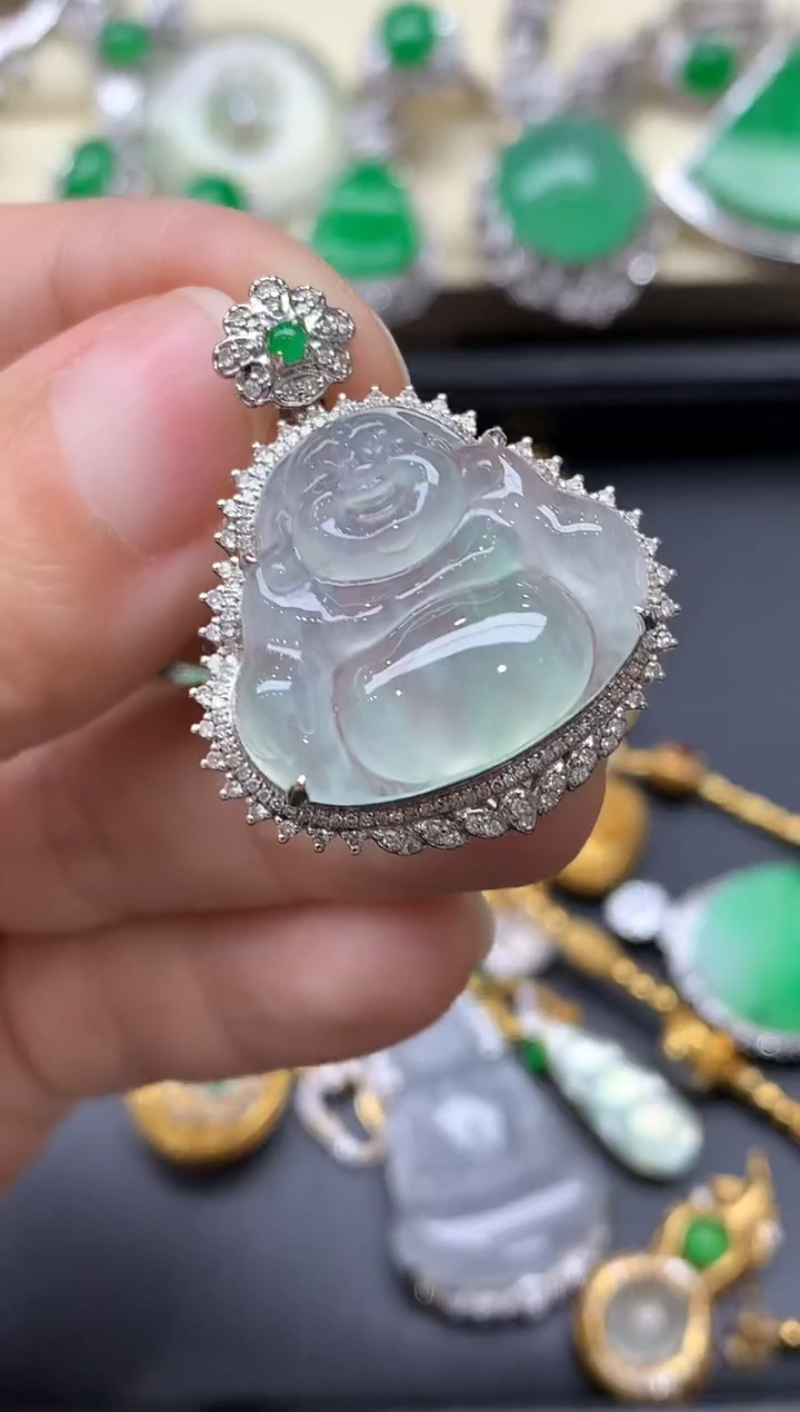 颈饰18K金镶嵌翡翠698中国好珍宝