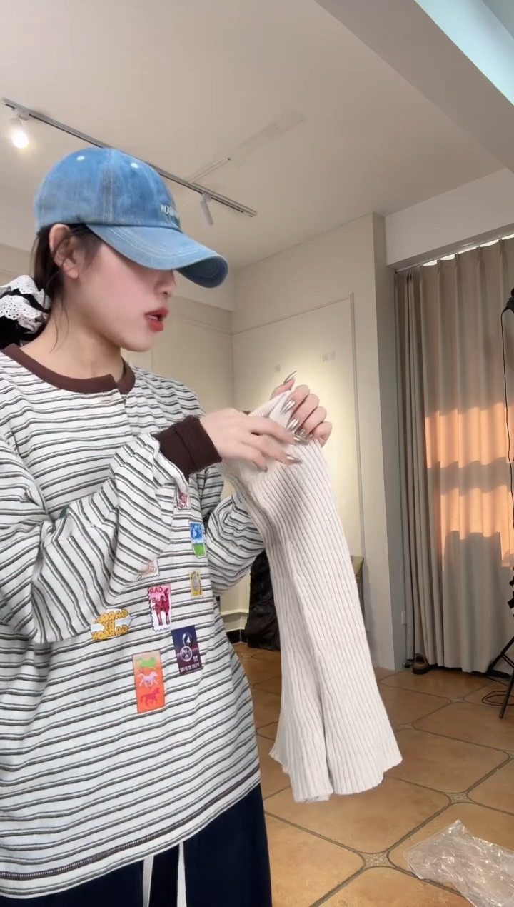 ᥫ***?设计师品牌灰色长袖T