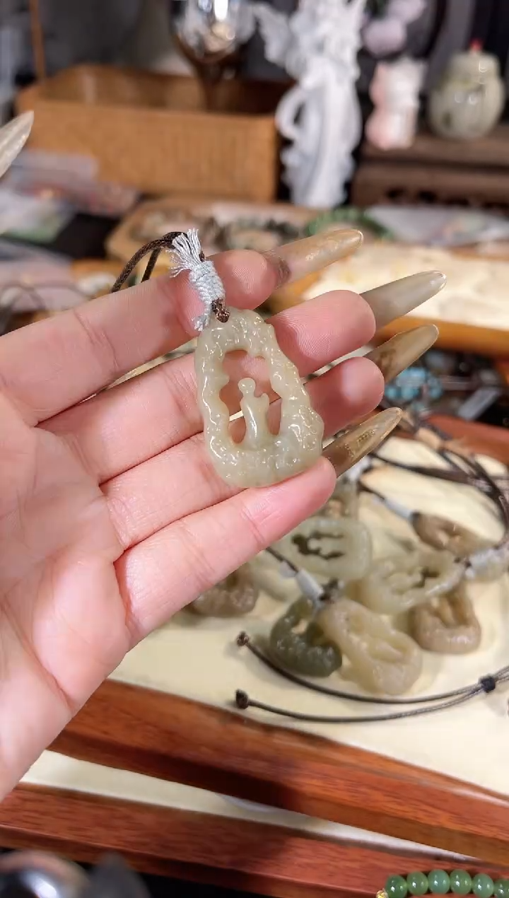 项链未镶嵌和田玉多样性发其一