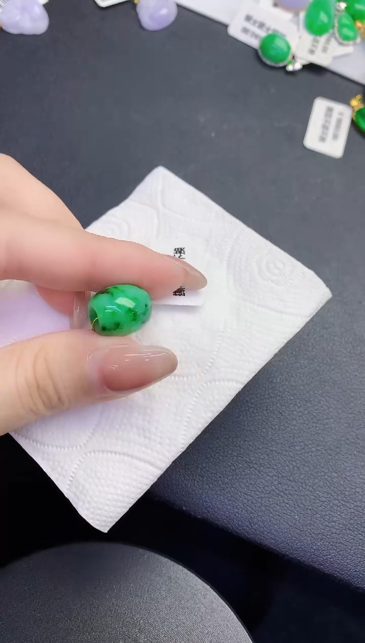 颈饰未镶嵌翡翠缅甸天然翡翠a货