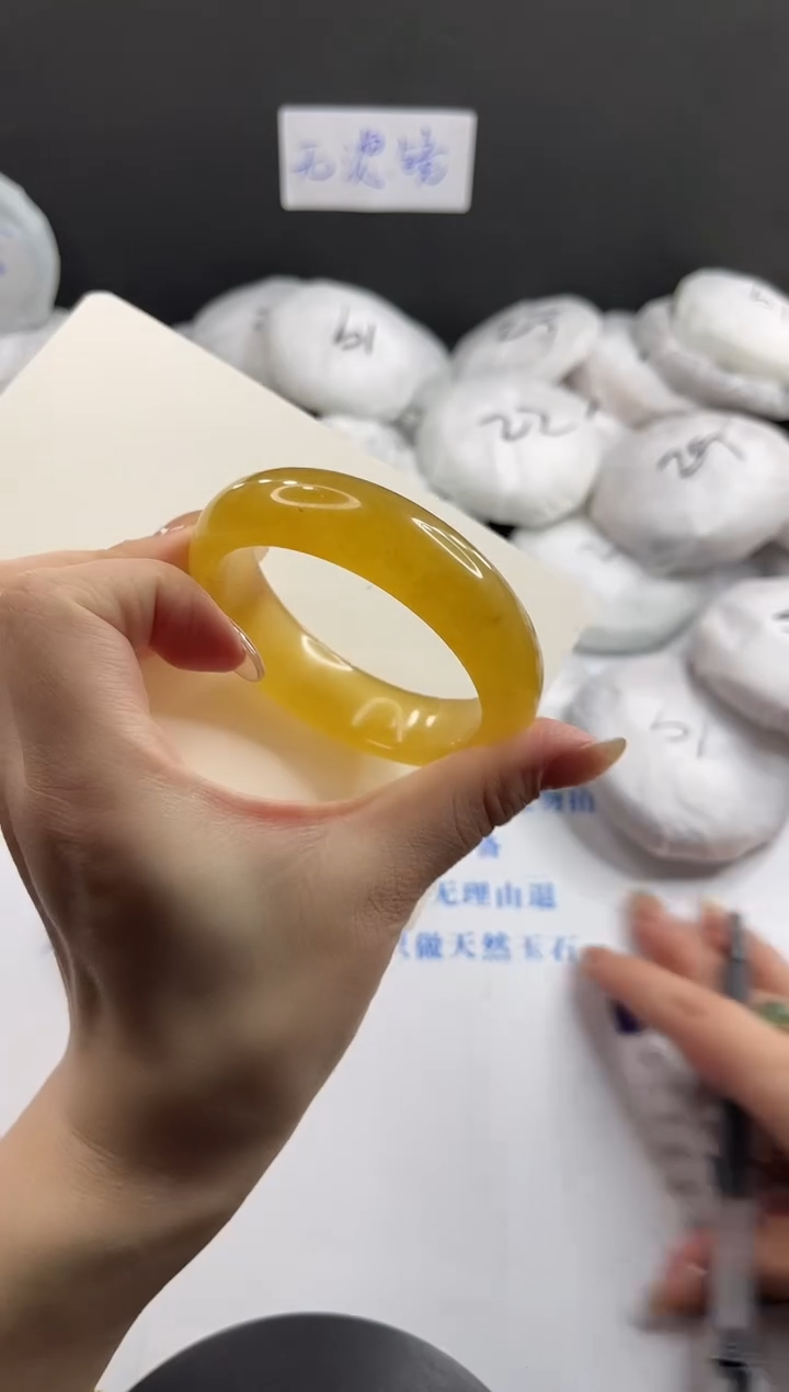 未镶嵌手镯石英质玉多样性发货L136