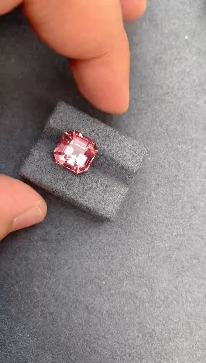 【闪购商品】碧玺裸石未镶嵌5.9ct粉碧玺