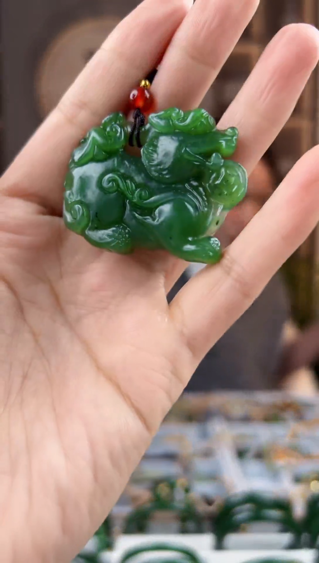 颈饰未镶嵌和田玉拍一发一，拍一发一