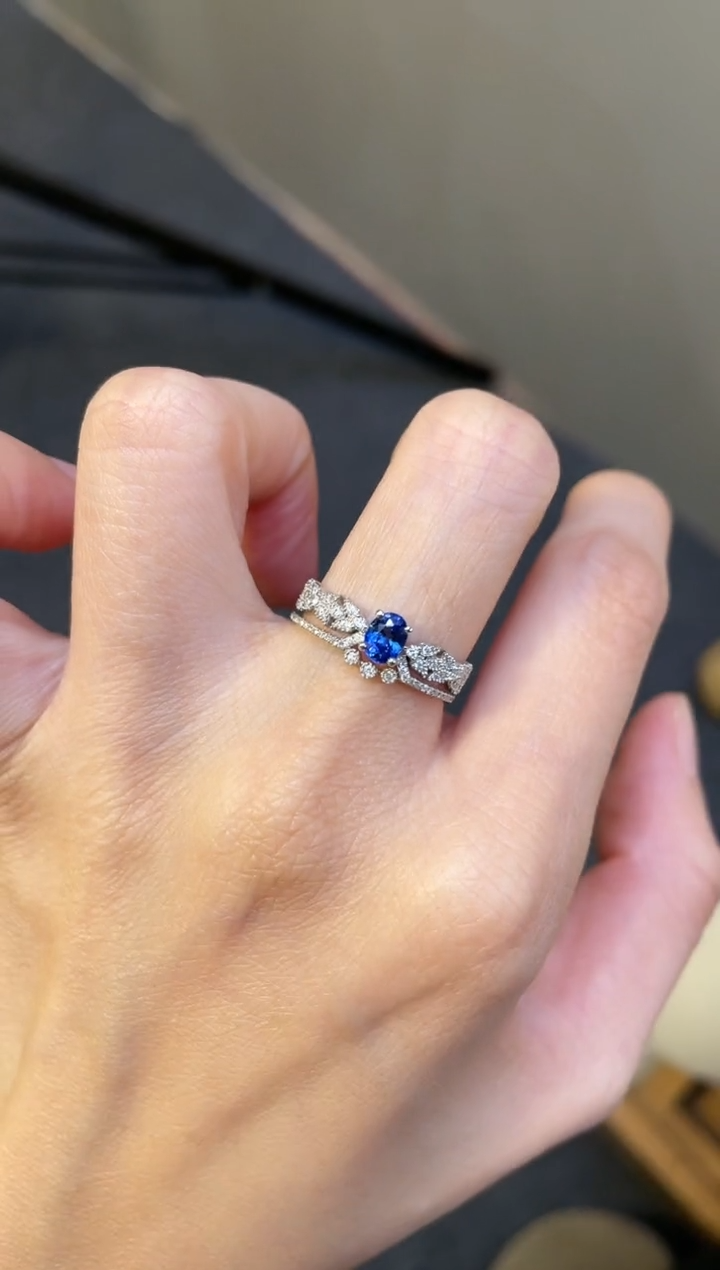 【闪购商品】蓝宝石戒指18K金镶嵌主石：0.58ct