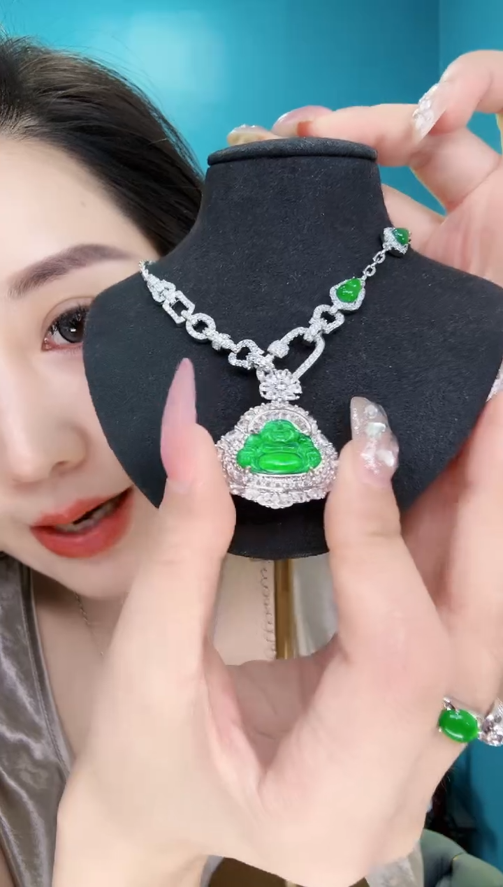 翡翠未镶嵌颈饰吊坠（不含链）
