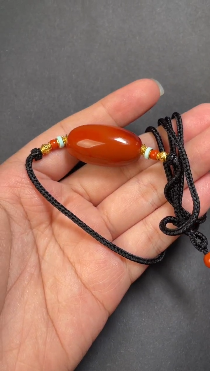 未镶嵌48南红玛瑙吊坠